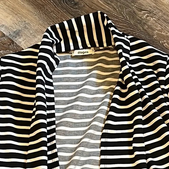 Sweater or Sweatshirt Jacket - Picture 3 of 5